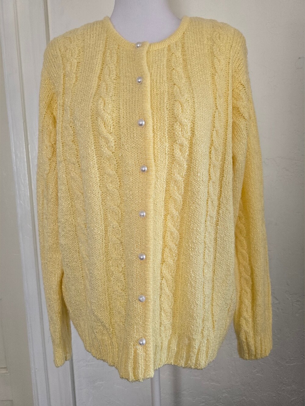 Vintage Jennifer Moore Pale Yellow Cable-Knit Cardigan with Pearl Buttons
